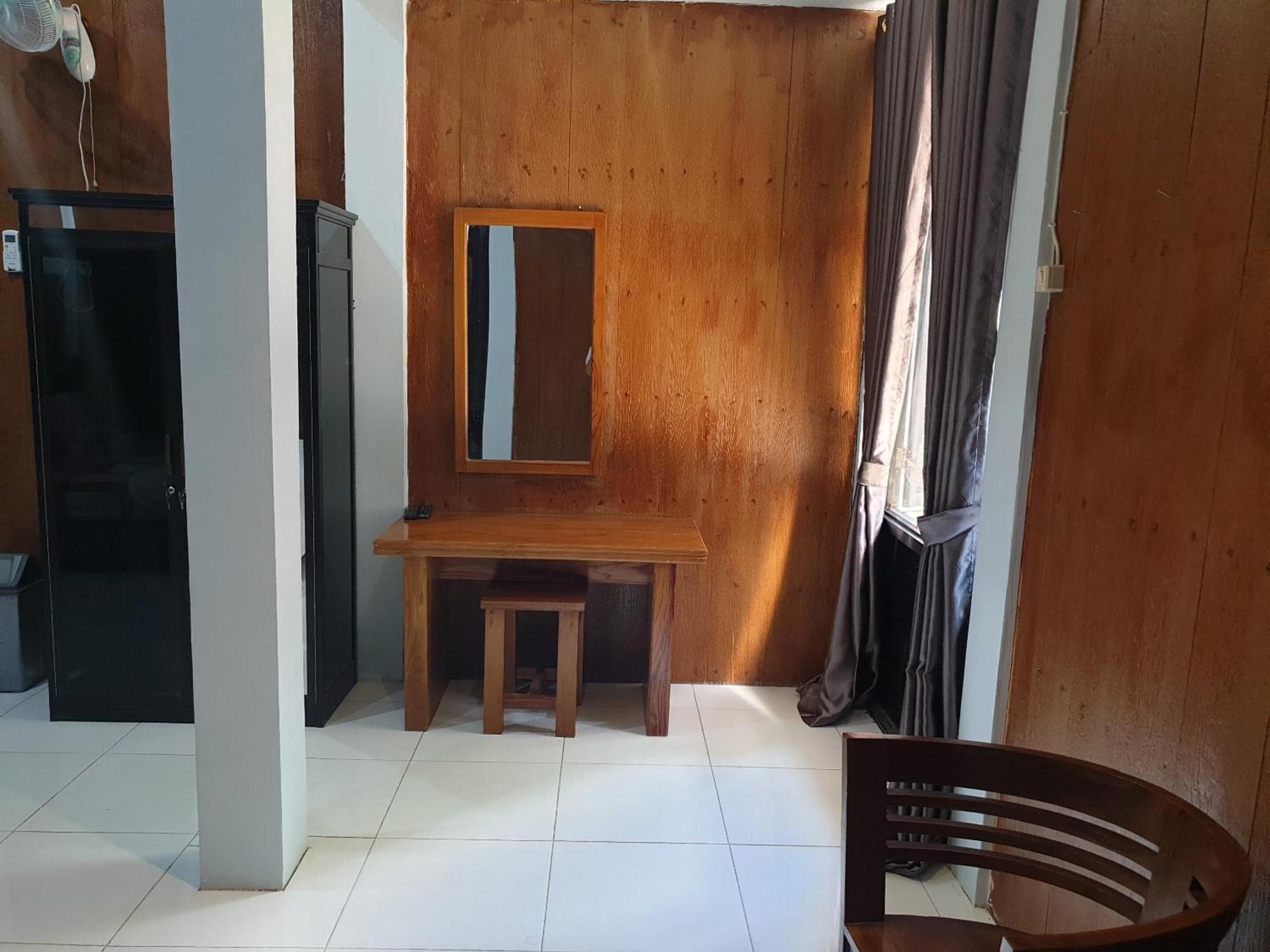 Capital O 92612 Penginapan D'Alas Purwo & Beachnearpadang Savana Sadengan Баньюванги Экстерьер фото